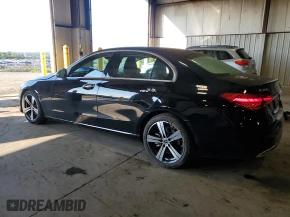✅ 2022 Mercedes-Benz C 300 • VIN: W1KAF4HB3NR009526 • Лот: 80658185. Опубликован ранее на Copart с пробегом 25 114 миль. Бесплатный доступ к архиву аукционных продаж из США и подробный отчёт об истории автомобиля на DreamBid. Изображение 2.