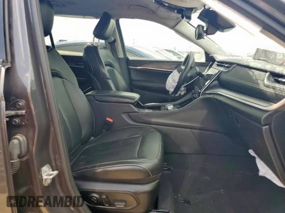 2022 Jeep Grand Cherokee Limited with VIN 1C4RJGBG9N8568389, listed as a Copart auction lot 64076375 with 37,206 mi miles and Salvage title. Bid and sale history available at DreamBid. Image 7.