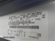 ✅ 2016 Ford Transit Cargo • VIN: 1FTYE1YM6GKB15539 • Lot: 42228687. Wystawiony na IAAI z przebiegiem 326 338 mil. Bezpłatny archiwum sprzedaży aukcyjnych z USA i szczegółowy raport historii pojazdu na DreamBid. Zdjęcie 9.