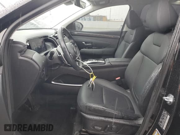 ✅ 2024 Hyundai Tucson SEL Convenience • VIN: KM8JCCD15RU227587 • Lot: 82502625. Wystawiony na Copart z przebiegiem 28 548 mil. Bezpłatny archiwum sprzedaży aukcyjnych z USA i szczegółowy raport historii pojazdu na DreamBid. Zdjęcie 7.