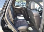 ✅ 2013 Porsche Cayenne GTS • VIN: WP1AD2A20DLA76910 • Lot: 68486455. Wystawiony na Copart z przebiegiem 110 169 mil. Bezpłatny archiwum sprzedaży aukcyjnych z USA i szczegółowy raport historii pojazdu na DreamBid. Zdjęcie 11.