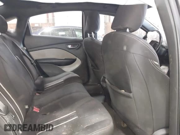 ✅ 2014 Dodge Dart SXT • VIN: 1C3CDFBB1ED776239 • Lot: 42362426. Wystawiony na IAAI z przebiegiem 196 432 mil. Bezpłatny archiwum sprzedaży aukcyjnych z USA i szczegółowy raport historii pojazdu na DreamBid. Zdjęcie 8.