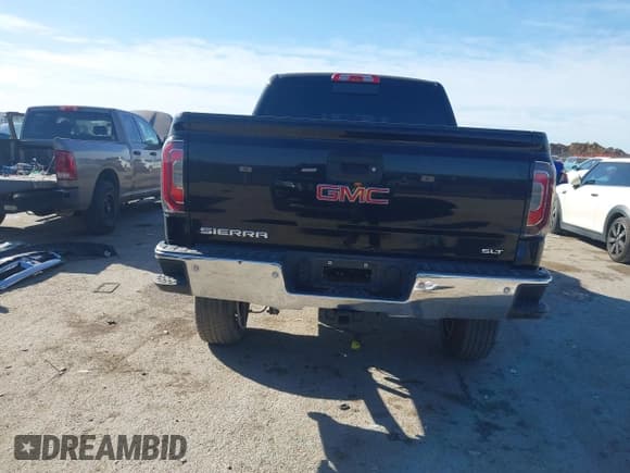 ✅ 2017 GMC Sierra 1500 • VIN: 3GTU1NEC9HG279616 • Lot: 41789078. Wystawiony na IAAI z przebiegiem 125 236 mil. Bezpłatny archiwum sprzedaży aukcyjnych z USA i szczegółowy raport historii pojazdu na DreamBid. Zdjęcie 15.