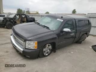 2011 Chevrolet Silverado 1500 LT с VIN 1GCNCSE0XBZ246845, выставлен на аукционе Copart как лот 71722925 с пробегом 174 663 миль миль и Списание • Salvage title. История ставок и продаж доступна на DreamBid. Изображение 1.
