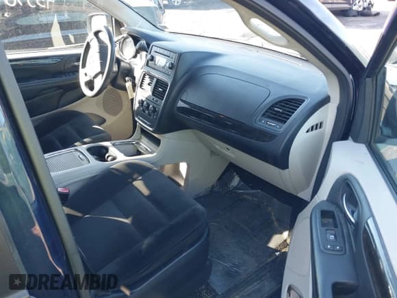 ✅ 2016 Dodge Grand Caravan SXT • VIN: 2C4RDGCG5GR225172 • Lot: 43570460. Listed on IAAI with 117,683 mi. Free auction sales archive from the USA and detailed vehicle history report at DreamBid. Image 5.