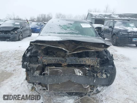 ✅ 2011 Buick Regal CXL RL2 • VIN: 2G4GP5EC5B9185208 • Lot: 41264795. Listed on IAAI with 200,647 mi. Free auction sales archive from the USA and detailed vehicle history report at DreamBid. Image 12.