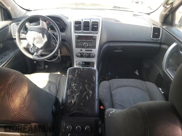 ✅ 2010 GMC Acadia SL • VIN: 1GKLRKED3AJ256708 • Lot: 66562324. Wystawiony na Copart z przebiegiem 141 898 mil. Bezpłatny archiwum sprzedaży aukcyjnych z USA i szczegółowy raport historii pojazdu na DreamBid. Zdjęcie 8.