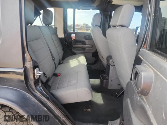 ✅ 2008 Jeep Wrangler Unlimited Rubicon • VIN: 1J4GA69108L501632 • Lot: 48742355. Wystawiony na Copart z przebiegiem 156 766 mil. Bezpłatny archiwum sprzedaży aukcyjnych z USA i szczegółowy raport historii pojazdu na DreamBid. Zdjęcie 10.