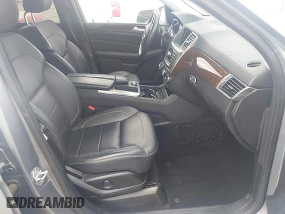 ✅ 2012 Mercedes-Benz M 350 • VIN: 4JGDA5HB2CA010119 • Lot: 43638334. Listed on IAAI with 87,189 mi. Free auction sales archive from the USA and detailed vehicle history report at DreamBid. Image 5.