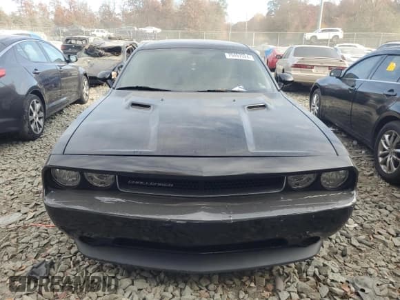 ✅ 2014 Dodge Challenger SXT • VIN: 2C3CDYAGXEH249859 • Lot: 79497024. Wystawiony na Copart z przebiegiem 129 690 mil. Bezpłatny archiwum sprzedaży aukcyjnych z USA i szczegółowy raport historii pojazdu na DreamBid. Zdjęcie 5.
