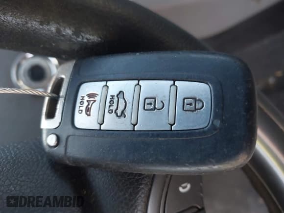 ✅ 2015 Hyundai Sonata • VIN: KMHEC4A46FA137206 • Lot: 43632486. Wystawiony na IAAI z przebiegiem 268 869 mil. Bezpłatny archiwum sprzedaży aukcyjnych z USA i szczegółowy raport historii pojazdu na DreamBid. Zdjęcie 11.