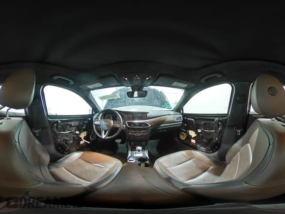 ✅ 2018 Infiniti QX30 Luxury • VIN: SJKCH5CR2JA002144 • Lot: 85443394. Listed on Copart with 54,327 mi. Free auction sales archive from the USA and detailed vehicle history report at DreamBid. Image 15.