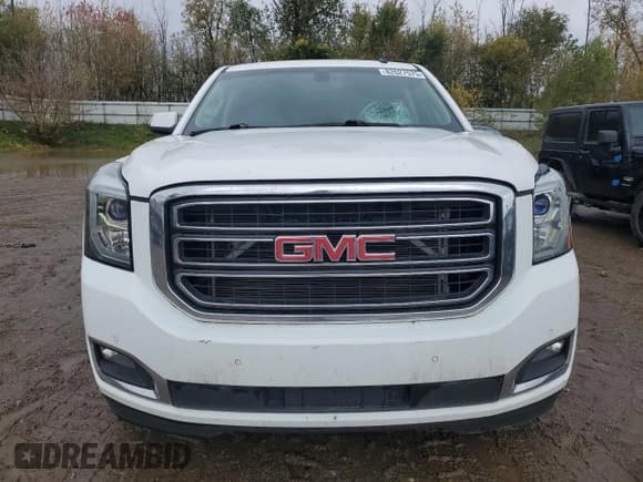 ✅ 2015 GMC Yukon XL SLE • VIN: 1GKS2GKCXFR276794 • Lot: 82627575. Listed on Copart with 194,597 mi. Free auction sales archive from the USA and detailed vehicle history report at DreamBid. Image 5.