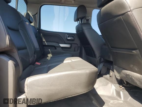 ✅ 2018 Chevrolet Silverado 1500 • VIN: 1GC4CZCY5JF196630 • Лот: 71878275. Опубликован ранее на Copart с пробегом 205 432 миль. Бесплатный доступ к архиву аукционных продаж из США и подробный отчёт об истории автомобиля на DreamBid. Изображение 10.