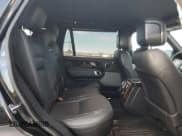 ✅ 2018 Land Rover Range Rover • VIN: SALGS5REXJA381865 • Lot: 84229985. Wystawiony na Copart z przebiegiem 105 737 mil. Bezpłatny archiwum sprzedaży aukcyjnych z USA i szczegółowy raport historii pojazdu na DreamBid. Zdjęcie 11.