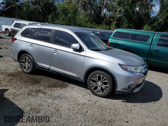 2018 Mitsubishi Outlander SE with VIN JA4AD3A34JJ002083, listed as a Copart auction lot 87060775 with 176,219 mi miles and Clean title. Bid and sale history available at DreamBid. Image 4.