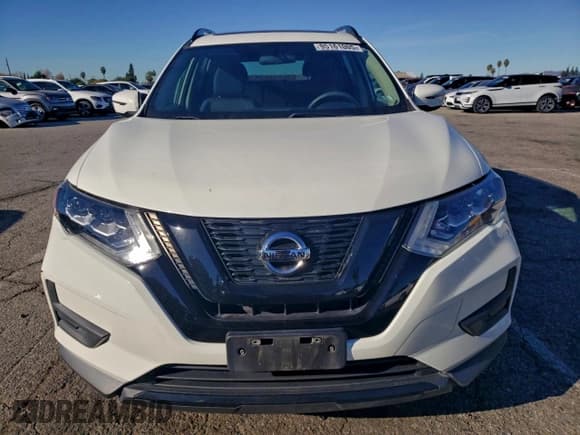 ✅ 2017 Nissan Rogue SL • VIN: 5N1AT2MV0HC767284 • Lot: 95161005. Listed on Copart with 56,232 mi. Free auction sales archive from the USA and detailed vehicle history report at DreamBid. Image 5.