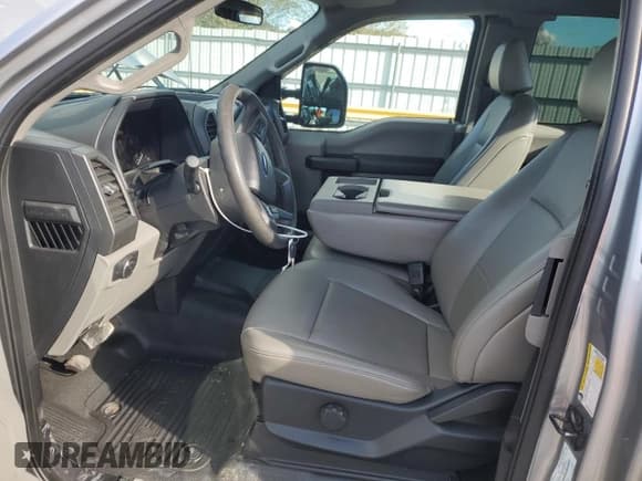 ✅ 2020 Ford F-250 XL • VIN: 1FT7X2B6XLEE83513 • Lot: 81632414. Listed on Copart with 22,587 mi. Free auction sales archive from the USA and detailed vehicle history report at DreamBid. Image 7.