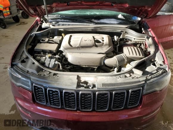 ✅ 2019 Jeep Grand Cherokee Limited • VIN: 1C4RJFBG0KC767530 • Lot: 93296295. Listed on Copart with 91,161 mi. Free auction sales archive from the USA and detailed vehicle history report at DreamBid. Image 12.