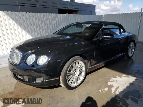 ✅ 2011 Bentley Continental GT • VIN: SCBDP3ZA1BC067897 • Lot: 44470035. Wystawiony na Copart z przebiegiem 32 404 mil. Bezpłatny archiwum sprzedaży aukcyjnych z USA i szczegółowy raport historii pojazdu na DreamBid. Zdjęcie 1.