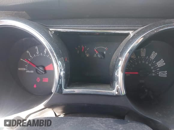 ✅ 2006 Ford Mustang Standard • VIN: 1ZVFT80N765121287 • Lot: 43442943. Listed on IAAI with 161,926 mi. Free auction sales archive from the USA and detailed vehicle history report at DreamBid. Image 7.