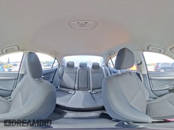 ✅ 2012 Mitsubishi Lancer SE • VIN: JA32V2FWXCU013819 • Лот: 81715815. Опубликован ранее на Copart с пробегом 170 225 миль. Бесплатный доступ к архиву аукционных продаж из США и подробный отчёт об истории автомобиля на DreamBid. Изображение 14.