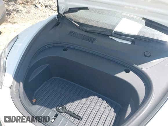 ✅ 2022 Tesla Model 3 Performance • VIN: 5YJ3E1ECXNF263791 • Лот: 43083174. Опубликован ранее на IAAI с пробегом 47 467 миль. Бесплатный доступ к архиву аукционных продаж из США и подробный отчёт об истории автомобиля на DreamBid. Изображение 10.