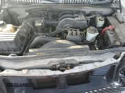 ✅ 2005 Mercury Mountaineer Convenience • VIN: 4M2ZU86K95UJ14463 • Lot: 78227744. Wystawiony na Copart z przebiegiem 165 161 mil. Bezpłatny archiwum sprzedaży aukcyjnych z USA i szczegółowy raport historii pojazdu na DreamBid. Zdjęcie 13.