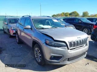 ✅ 2019 Jeep Cherokee Latitude Plus • VIN: 1C4PJMLB6KD306339 • Lot: 43465686. Wystawiony na IAAI z przebiegiem 58 063 mil. Bezpłatny archiwum sprzedaży aukcyjnych z USA i szczegółowy raport historii pojazdu na DreamBid. Zdjęcie 1.