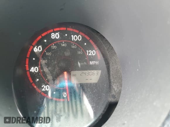 ✅ 2008 Pontiac Vibe • VIN: 5Y2SL65868Z407104 • Лот: 91410055. Опубликован ранее на Copart с пробегом 243 063 миль. Бесплатный доступ к архиву аукционных продаж из США и подробный отчёт об истории автомобиля на DreamBid. Изображение 9.