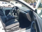 ✅ 2021 Volkswagen Arteon SE • VIN: WVWAR7AN0ME004412 • Lot: 42960738. Wystawiony na IAAI z przebiegiem 34 557 mil. Bezpłatny archiwum sprzedaży aukcyjnych z USA i szczegółowy raport historii pojazdu na DreamBid. Zdjęcie 5.