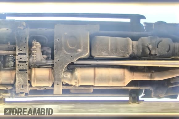 ✅ 2021 Ram 2500 Laramie • VIN: 3C6UR5FL2MG632108 • Lot: 71697695. Wystawiony na Copart z przebiegiem 75 915 mil. Bezpłatny archiwum sprzedaży aukcyjnych z USA i szczegółowy raport historii pojazdu na DreamBid. Zdjęcie 13.