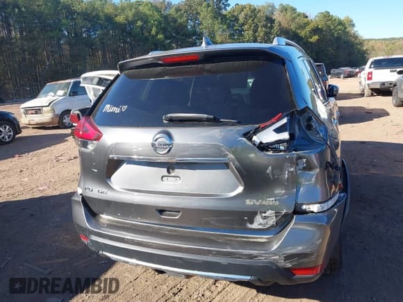 ✅ 2017 Nissan Rogue SV • VIN: KNMAT2MV0HP576686 • Lot: 43625925. Wystawiony na IAAI z przebiegiem 142 083 mil. Bezpłatny archiwum sprzedaży aukcyjnych z USA i szczegółowy raport historii pojazdu na DreamBid. Zdjęcie 16.