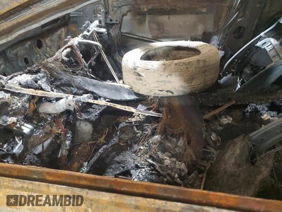 ✅ 2011 Hyundai Sonata GLS • VIN: 5NPEB4AC0BH238467 • Lot: 91849015. Wystawiony na Copart z przebiegiem Nie podano. Bezpłatny archiwum sprzedaży aukcyjnych z USA i szczegółowy raport historii pojazdu na DreamBid. Zdjęcie 7.