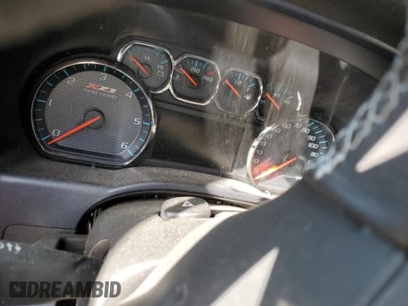 ✅ 2018 Chevrolet Silverado 1500 LT • VIN: 3GCUKREC3JG386252 • Лот: 63077514. Опубликован ранее на Copart с пробегом Не указан. Бесплатный доступ к архиву аукционных продаж из США и подробный отчёт об истории автомобиля на DreamBid. Изображение 9.