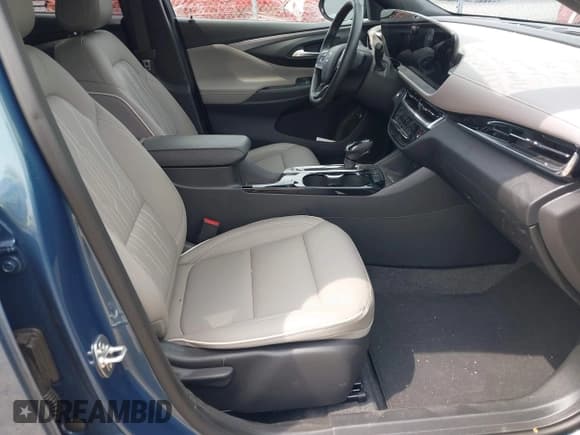 ✅ 2024 Buick Envista Avenir • VIN: KL47LCE21RB175225 • Lot: 42700576. Listed on IAAI with 12,659 mi. Free auction sales archive from the USA and detailed vehicle history report at DreamBid. Image 5.