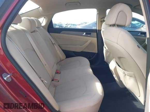 2015 Hyundai Sonata SE with VIN 5NPE24AF5FH221454, listed as a IAAI auction lot 43285695 with 128,631 mi miles and . Bid and sale history available at DreamBid. Image 8.