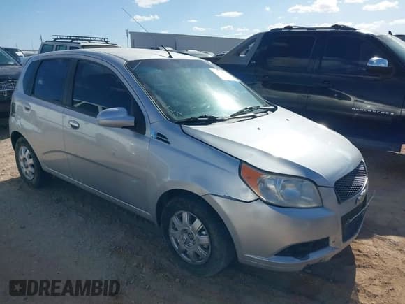 ✅ 2011 Chevrolet Aveo 2LT • VIN: KL1TG6DE9BB231866 • Lot: 42046966. Wystawiony na IAAI z przebiegiem 100 815 mil. Bezpłatny archiwum sprzedaży aukcyjnych z USA i szczegółowy raport historii pojazdu na DreamBid. Zdjęcie 1.