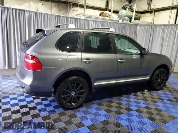 ✅ 2008 Porsche Cayenne Turbo • VIN: WP1AC29P28LA83124 • Lot: 83265924. Listed on Copart with 90,938 mi. Free auction sales archive from the USA and detailed vehicle history report at DreamBid. Image 3.
