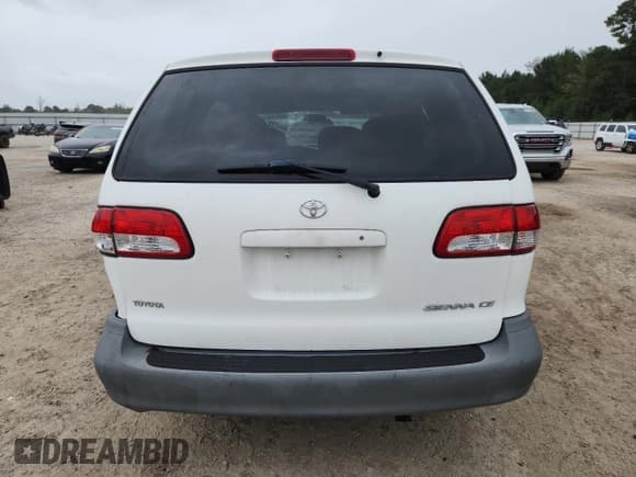 ✅ 2001 Toyota Sienna CE • VIN: 4T3ZF19C21U329840 • Lot: 82279875. Wystawiony na Copart z przebiegiem 106 212 mil. Bezpłatny archiwum sprzedaży aukcyjnych z USA i szczegółowy raport historii pojazdu na DreamBid. Zdjęcie 6.