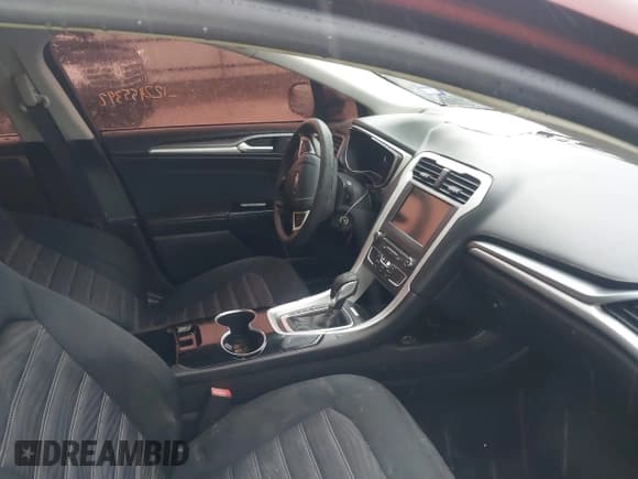 ✅ 2016 Ford Fusion SE • VIN: 3FA6P0HD3GR121487 • Lot: 41314584. Listed on IAAI with 184,761 mi. Free auction sales archive from the USA and detailed vehicle history report at DreamBid. Image 5.