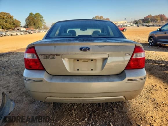 ✅ 2005 Ford Five Hundred SEL • VIN: 1FAFP24125G185239 • Lot: 92721665. Wystawiony na Copart z przebiegiem 160 890 mil. Bezpłatny archiwum sprzedaży aukcyjnych z USA i szczegółowy raport historii pojazdu na DreamBid. Zdjęcie 6.