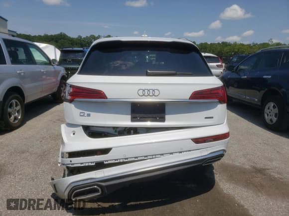 ✅ 2024 Audi Q5 S line Prestige • VIN: WA1FAAFY2R2008770 • Lot: 64247944. Wystawiony na Copart z przebiegiem 3 844 mil. Bezpłatny archiwum sprzedaży aukcyjnych z USA i szczegółowy raport historii pojazdu na DreamBid. Zdjęcie 6.