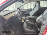 ✅ 2022 Tesla Model 3 • VIN: 5YJ3E1EA5NF368639 • Lot: 92948405. Wystawiony na Copart z przebiegiem 168 038 mil. Bezpłatny archiwum sprzedaży aukcyjnych z USA i szczegółowy raport historii pojazdu na DreamBid. Zdjęcie 7.