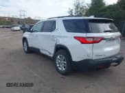 ✅ 2019 Chevrolet Traverse LT Cloth • VIN: 1GNEVGKW4KJ311095 • Lot: 43560491. Wystawiony na IAAI z przebiegiem 87 597 mil. Bezpłatny archiwum sprzedaży aukcyjnych z USA i szczegółowy raport historii pojazdu na DreamBid. Zdjęcie 3.