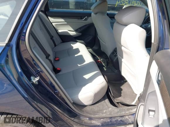 2018 Honda Accord EX-L z VIN 1HGCV3F52JA003319, wystawiony jako IAAI lot #43196824 z przebiegiem 69 603 mil mil oraz . Historia ofert i sprzedaży dostępna na DreamBid. Obrazek 8.