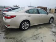✅ 2013 Lexus ES 300h • VIN: JTHBW1GG4D2015206 • Lot: 92947965. Wystawiony na Copart z przebiegiem 166 696 mil. Bezpłatny archiwum sprzedaży aukcyjnych z USA i szczegółowy raport historii pojazdu na DreamBid. Zdjęcie 3.