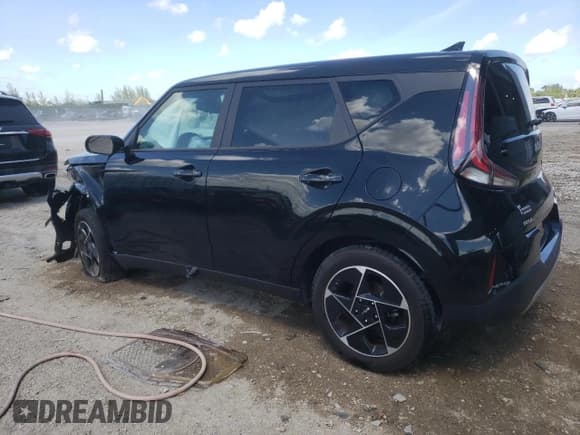 ✅ 2024 Kia Soul EX • VIN: KNDJ33AU4R7236850 • Lot: 68570905. Listed on Copart with 7,908 mi. Free auction sales archive from the USA and detailed vehicle history report at DreamBid. Image 2.