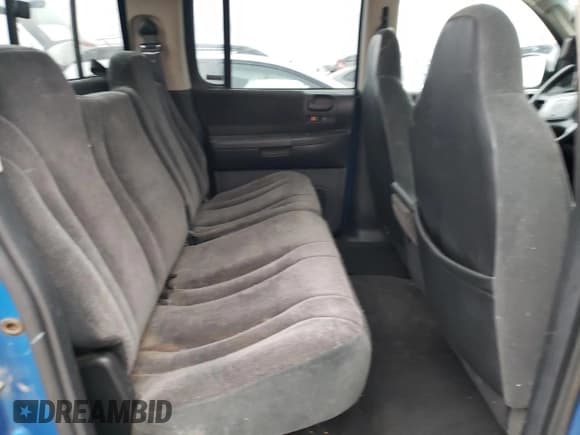 ✅ 2001 Dodge Dakota Sport • VIN: 1B7GL2AN61S121956 • Lot: 39479144. Wystawiony na Copart z przebiegiem 216 444 mil. Bezpłatny archiwum sprzedaży aukcyjnych z USA i szczegółowy raport historii pojazdu na DreamBid. Zdjęcie 10.