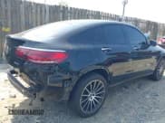 ✅ 2020 Mercedes-Benz GLC 300 • VIN: W1N0J8EB1LF866323 • Lot: 40169760. Listed on IAAI with 63,154 mi. Free auction sales archive from the USA and detailed vehicle history report at DreamBid. Image 4.